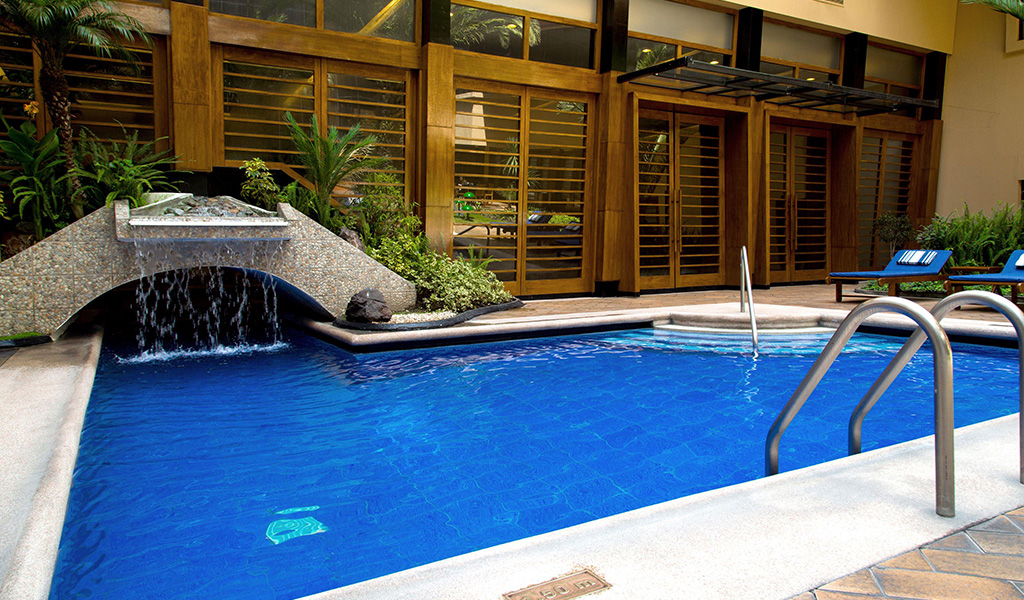 Jacuzzi at Swissotel Quito