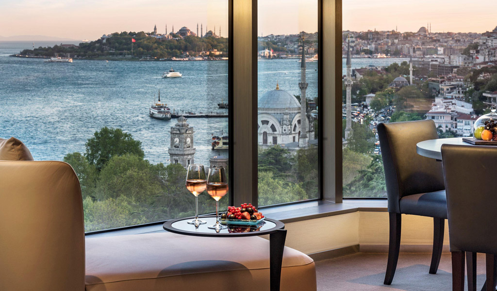 Deluxe Suite Bosphorus at Swissotel The Bosphorus