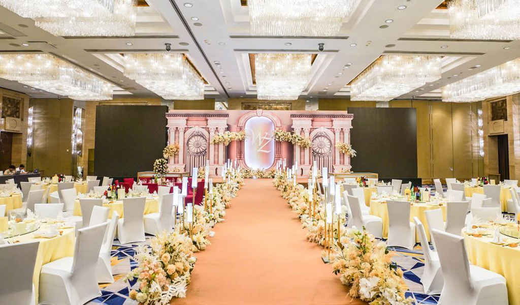 Zurich Ballroom Wedding Setup