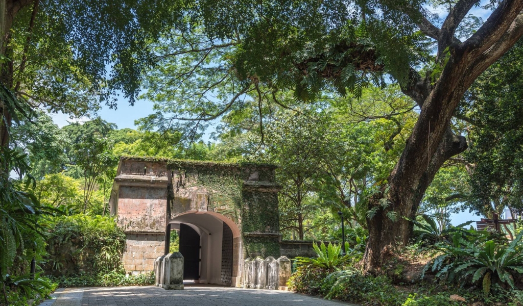 Swissôtel The Stamford Jogging Routes - Fort Canning Park