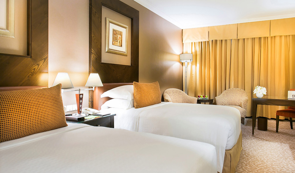 Swiss Executive Room Twin at Swissotel Al Murooj 