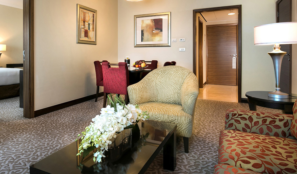 Classic Suite at Swissotel Al Murooj 