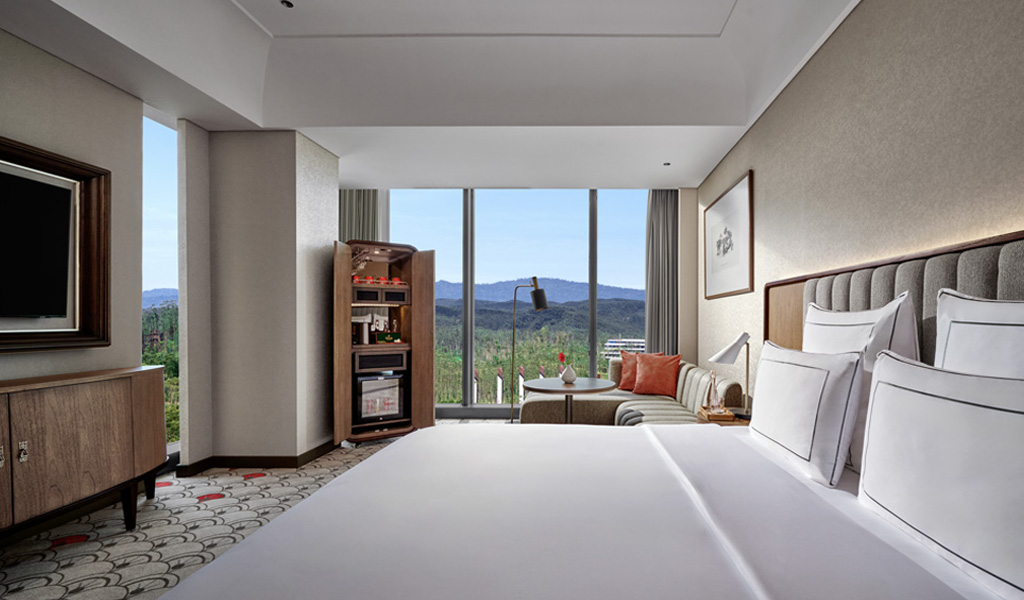 Premier Room at Swissotel Nusantara